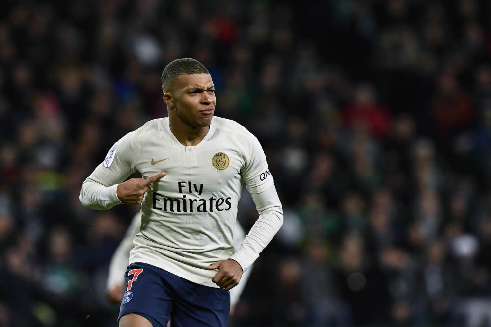 数据：近 30 日资金主要流入 Binance 与 Bitget 等头部 CEX